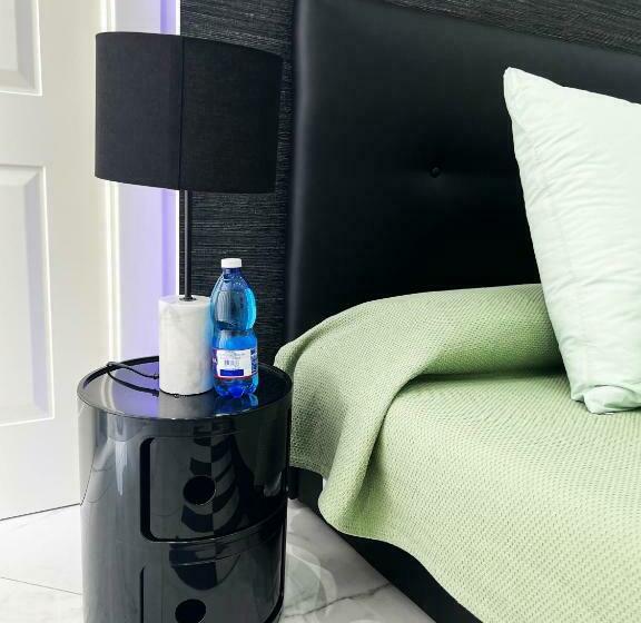 민박 Raroom Supernova