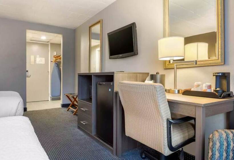 Charming Ensuite Rooms In New Cumberland