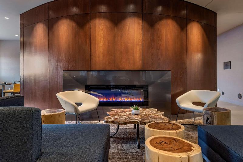 Cambria Hotel Minneapolis Downtown