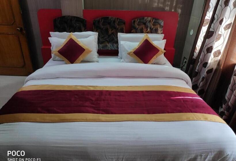 ホテル Diamond, Meerut