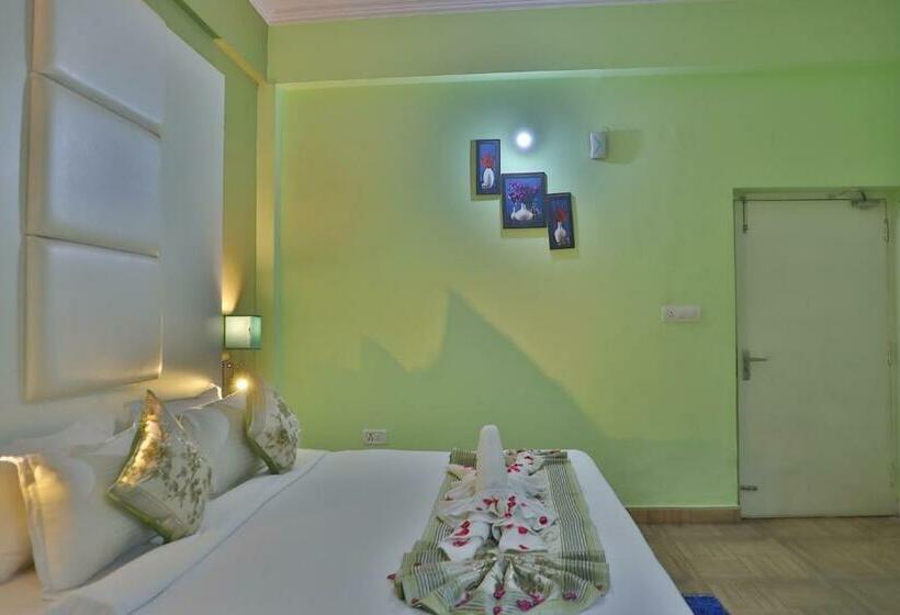 酒店 Drona Palace By Sr Leisure Inn