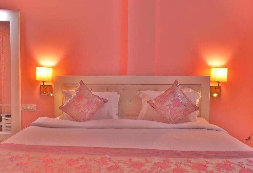 酒店 Drona Palace By Sr Leisure Inn