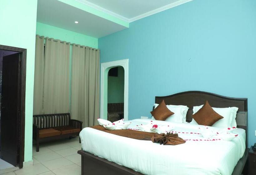 酒店 Drona Palace By Sr Leisure Inn