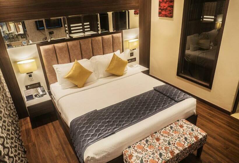 Отель Eastern Gate A Bergamont Group Of