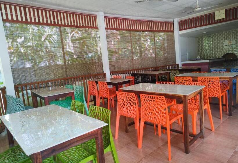 Отель Highness Sea Rock