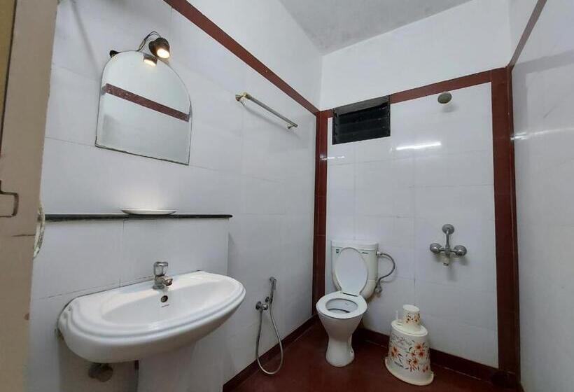 هتل Mira International