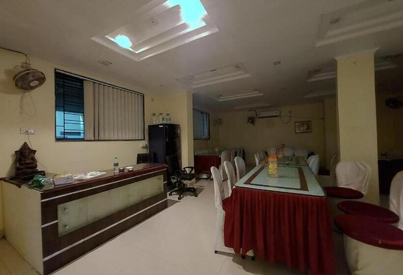 هتل Mira International