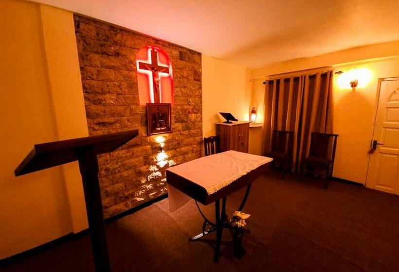 Отель Notre Dame D Arcadia