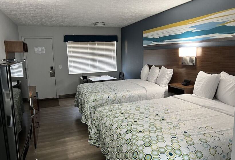 ホテル Hometowne Studios By Red Roof Georgetown, Ky