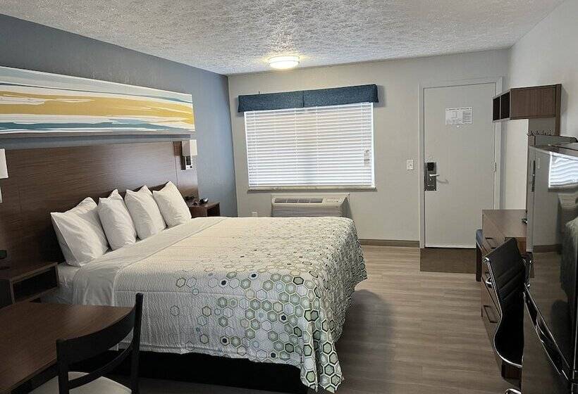 ホテル Hometowne Studios By Red Roof Georgetown, Ky