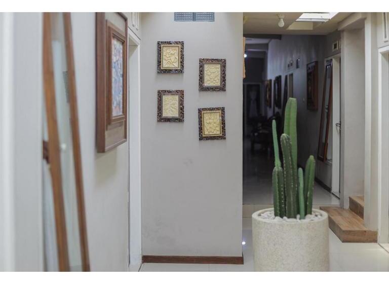 فندق Reddoorz Syariah At House Of Melati Kepanjen