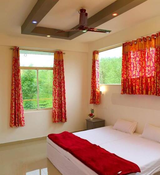 Отель Spice Green Residency