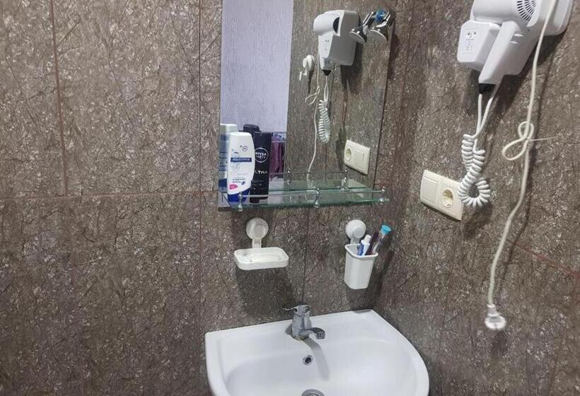 هتل Villa Golden Fleece