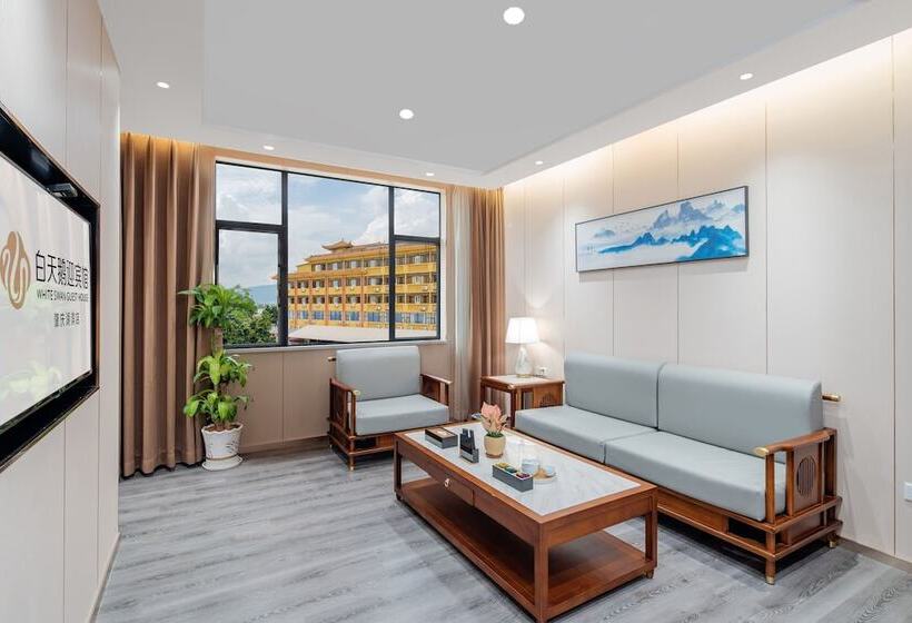 호텔 White Swan Guest House