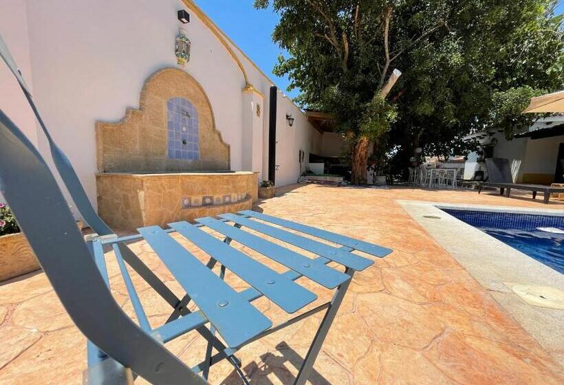 بنسيون Casa De Vicky