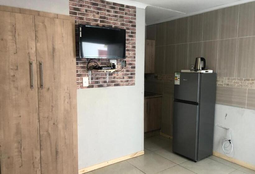 ペンション Ericgret Guesthouse