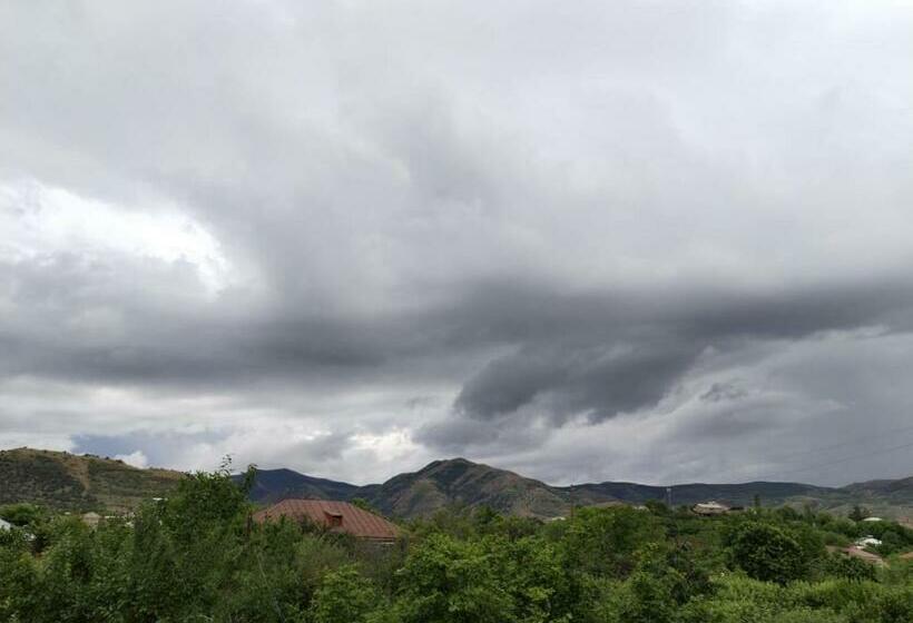 بنسيون Garni Guesthouse