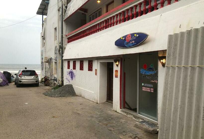 بنسيون Hangout Beach Stay