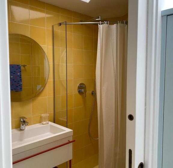 بنسيون Villa Sain Charming Suite