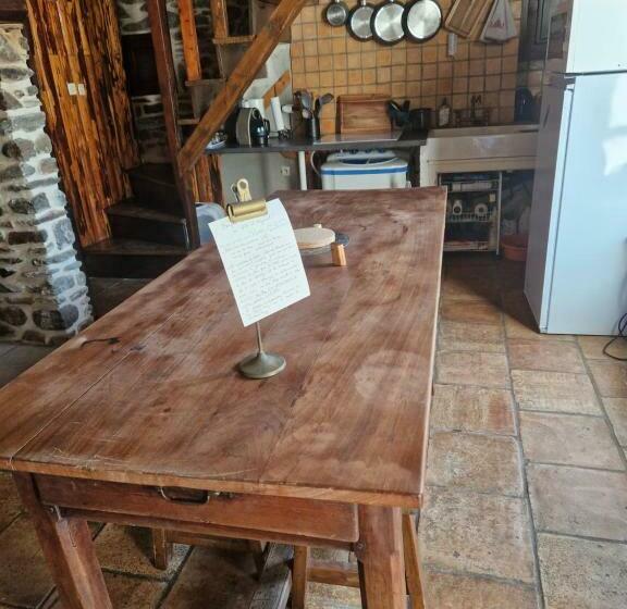 호스텔 Gîte D Aigoual