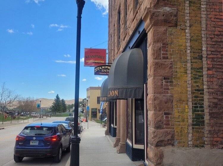 הוסטל The Stampmill Victorian Suites