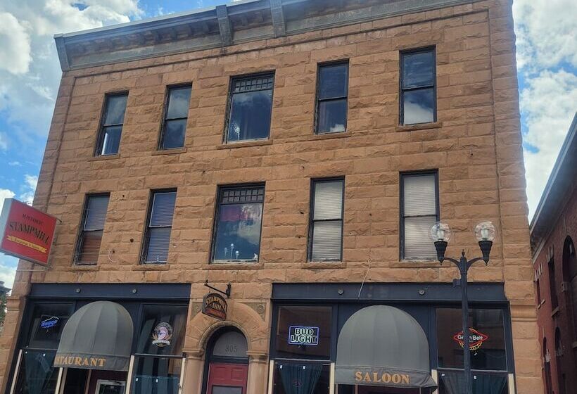 הוסטל The Stampmill Victorian Suites