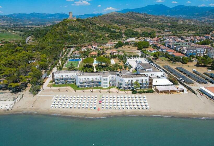 호텔 Eleamare Resort