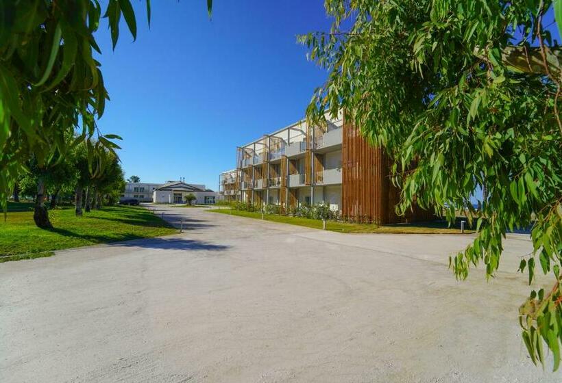 호텔 Eleamare Resort