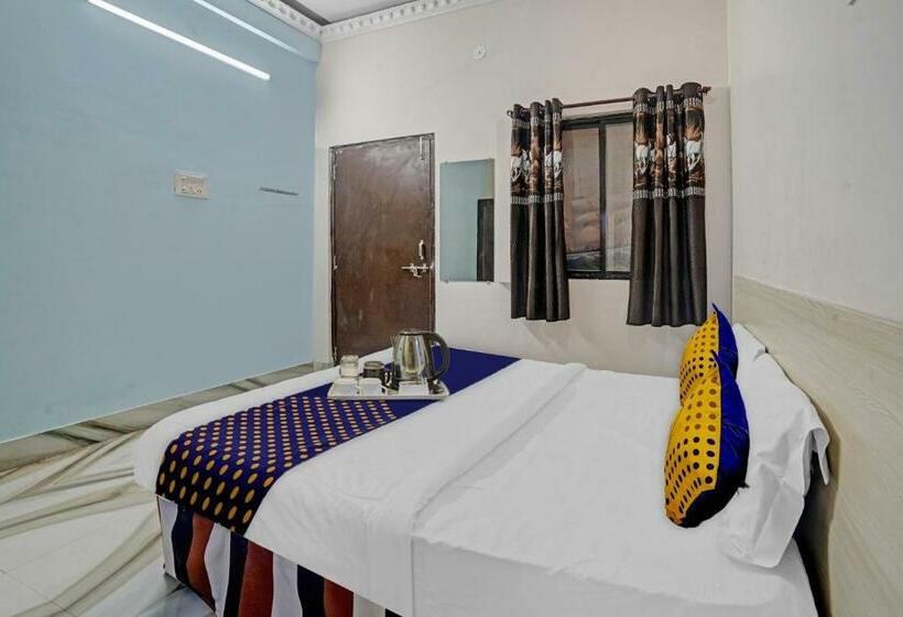 فندق Oyo 70023  Rommies Inn