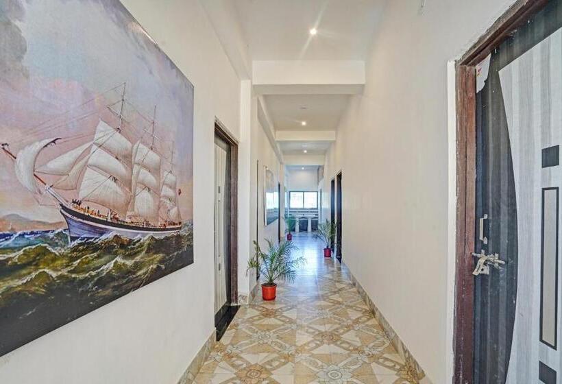 فندق Oyo 70023  Rommies Inn