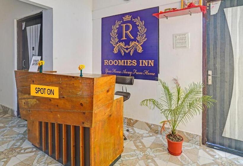 ホテル Oyo 70023  Rommies Inn