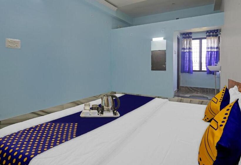 فندق Oyo 70023  Rommies Inn