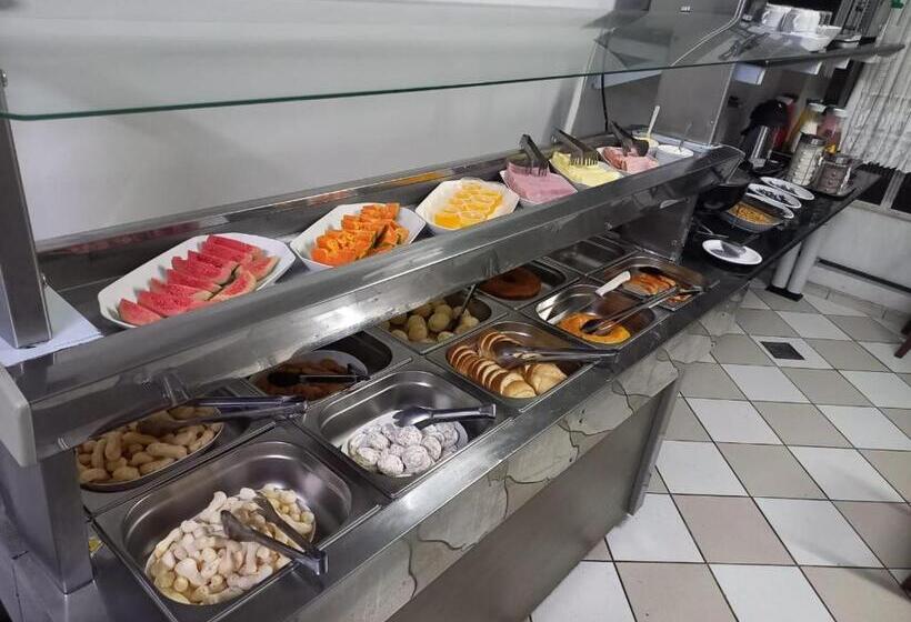 فندق Premium Center