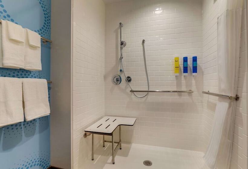 בית מלון כפרי Tru By Hilton Smithfield I95