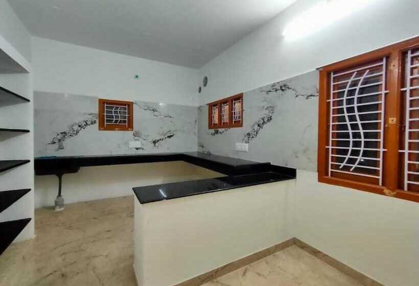 ペンション Bairava Bliss Inn   Rameswaram