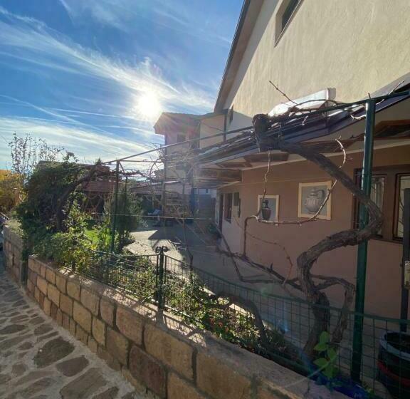 مبيت وإفطار Vila Mišur