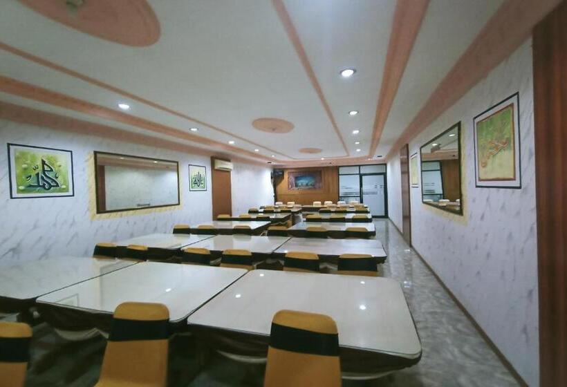 Capital O 94156 Hotel Gemudi Gold Islami