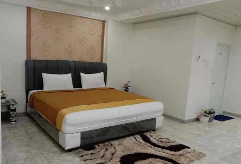 Capital O 94156 Hotel Gemudi Gold Islami