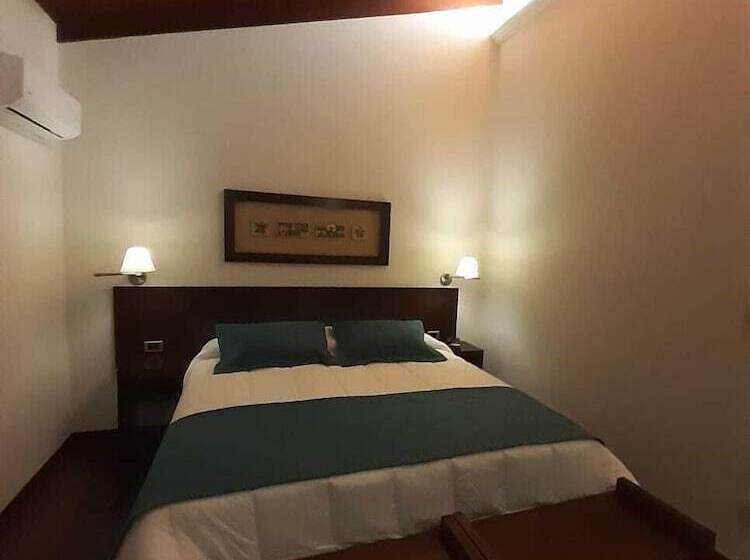 هتل Bemar Carmelo