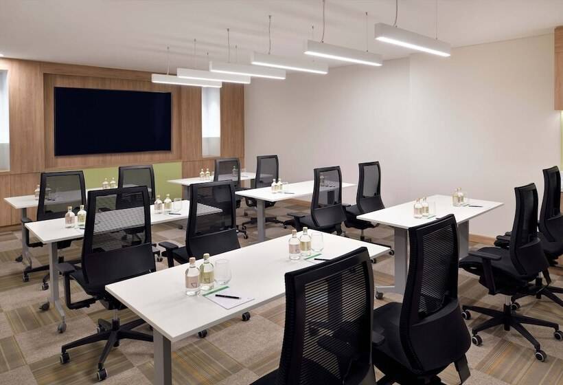 هتل Element By Westin City Center Doha