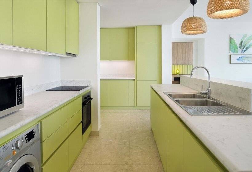 هتل Element By Westin City Center Doha