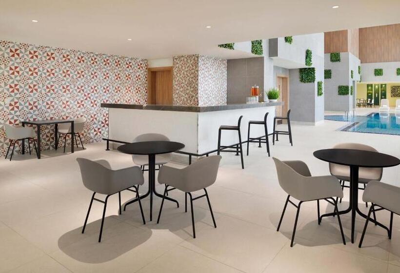 هتل Element By Westin City Center Doha