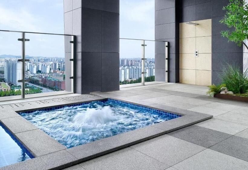 Hotel Four Points By Sheraton Suwon