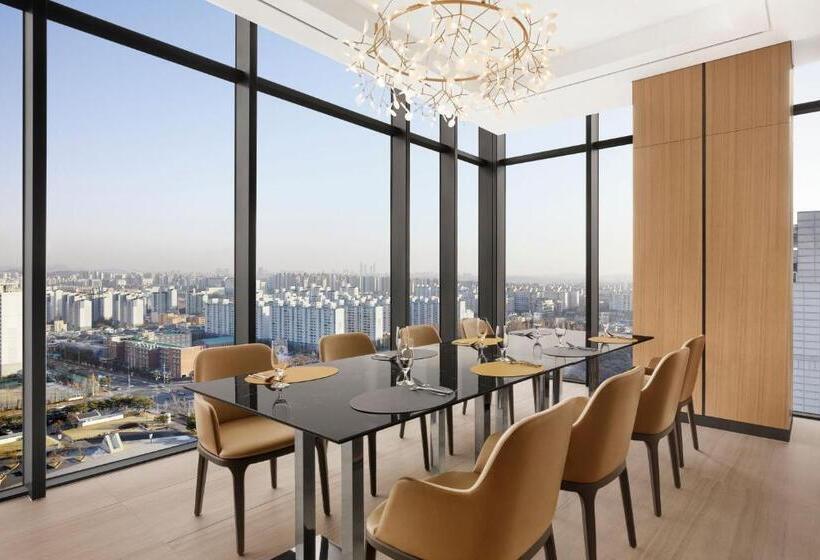 Hotel Four Points By Sheraton Suwon