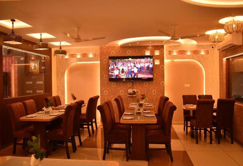 בית מלון כפרי Kailash