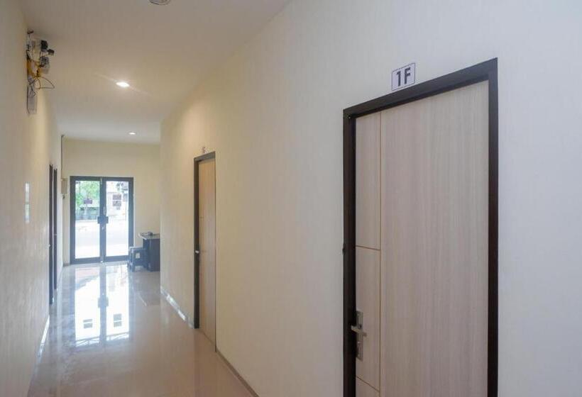 בית מלון כפרי Reddoorz Syariah Near Rs Soeradji Pemuda Klaten