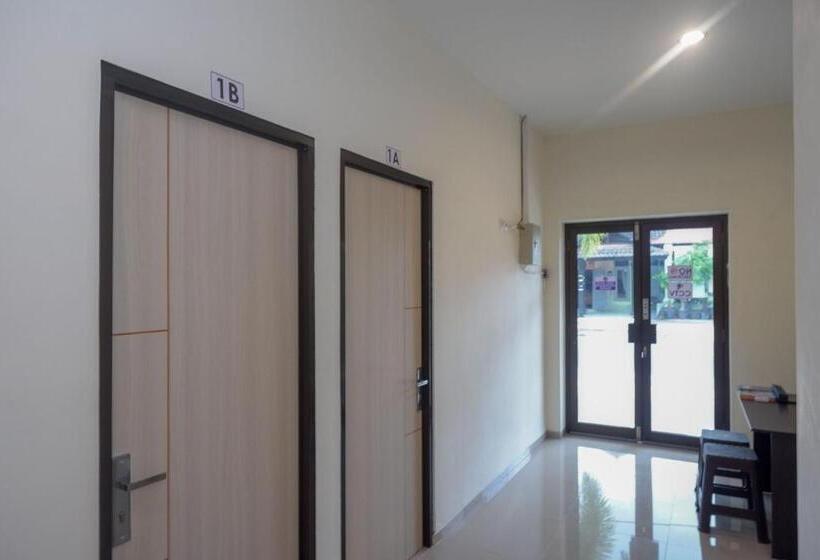 בית מלון כפרי Reddoorz Syariah Near Rs Soeradji Pemuda Klaten