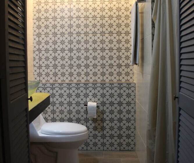 هتل Sonno Plaza Allende