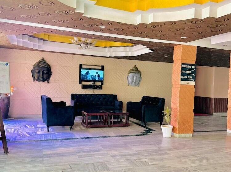 호텔 The Morni Resort