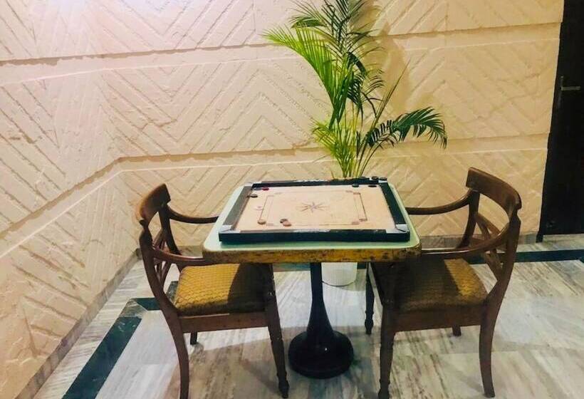 בית מלון כפרי The Morni Resort